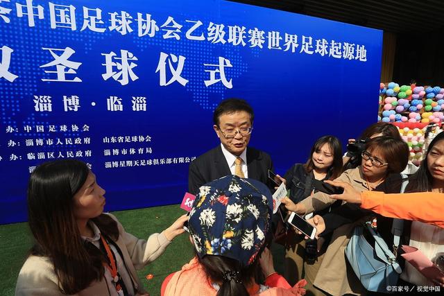 夏联-湖人险胜骑士 布朗尼再创新高砍13+5+3+2